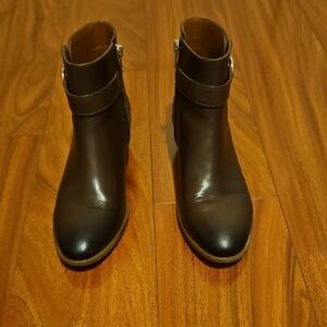 Stylish Brown Ankle Boots